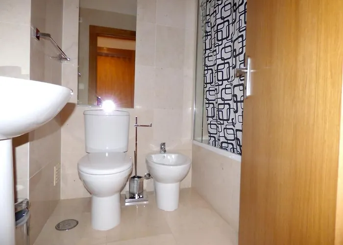 Spacious With Balcony Apartment *